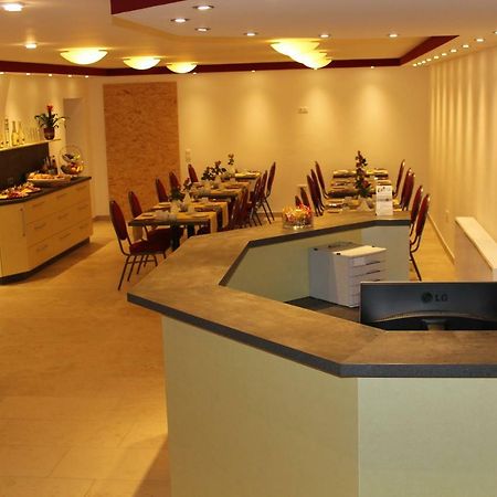 Helmers Gaestehaus Gempfing Zewnętrze zdjęcie