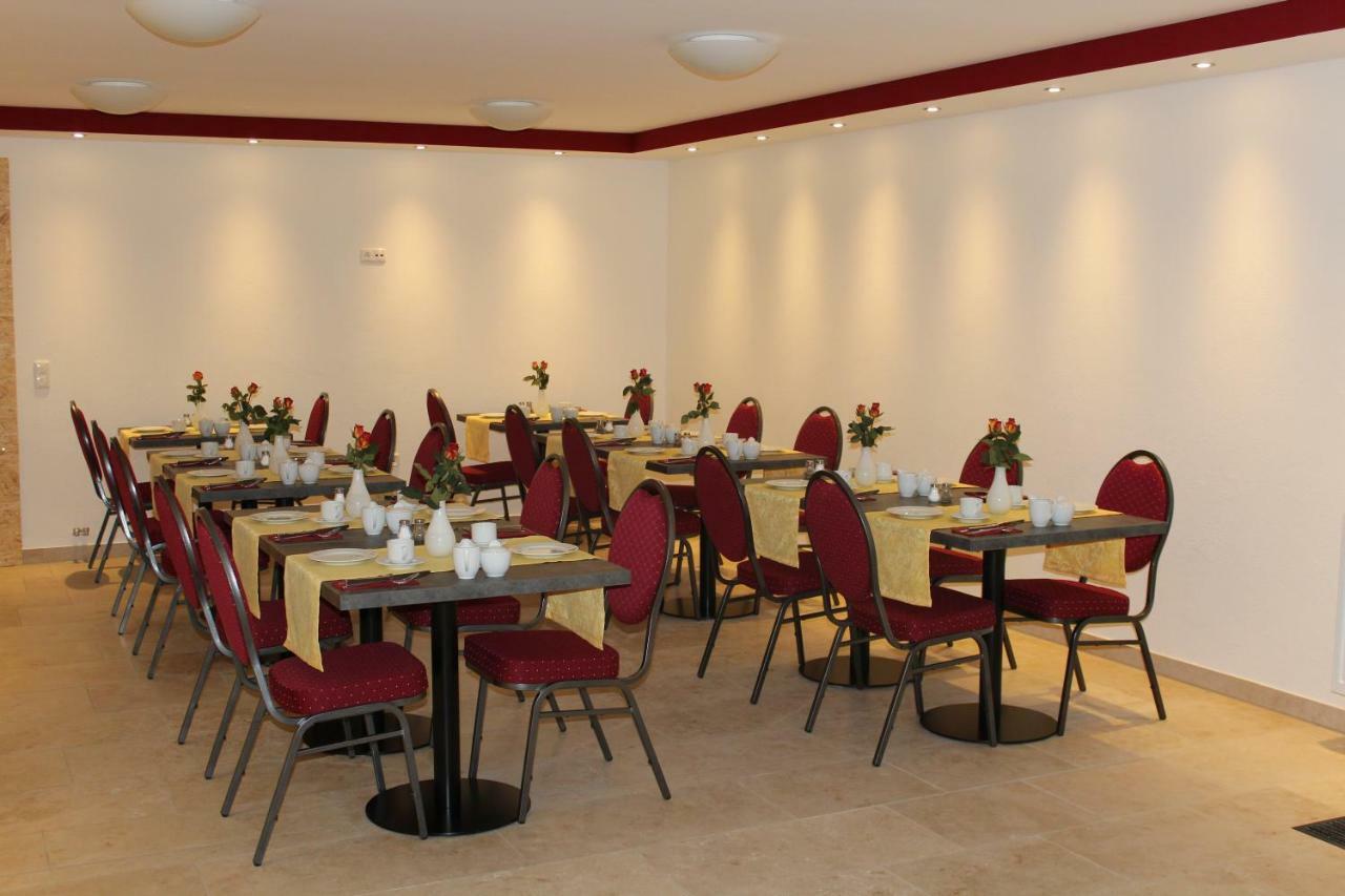 Helmers Gaestehaus Gempfing Zewnętrze zdjęcie