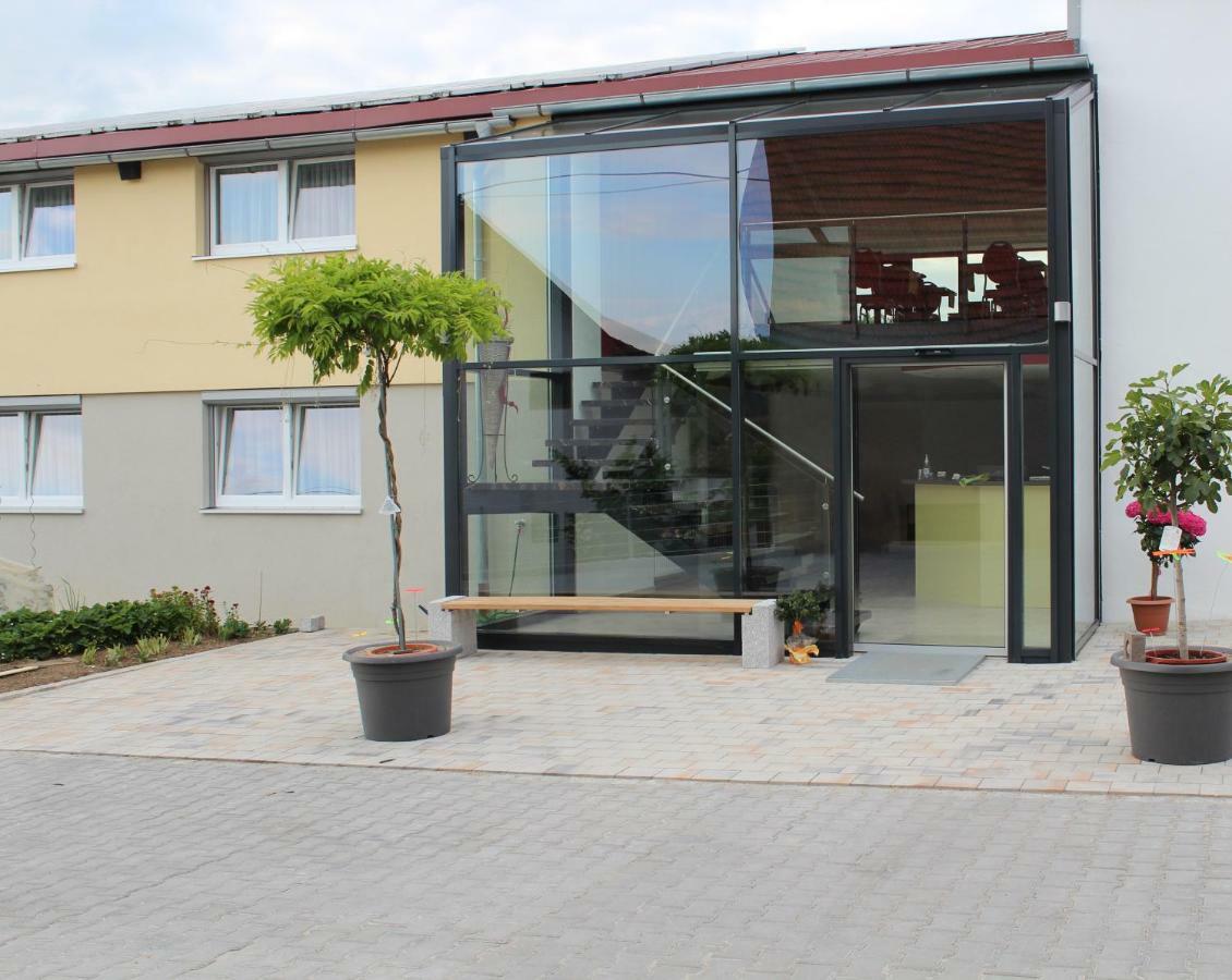 Helmers Gaestehaus Gempfing Zewnętrze zdjęcie